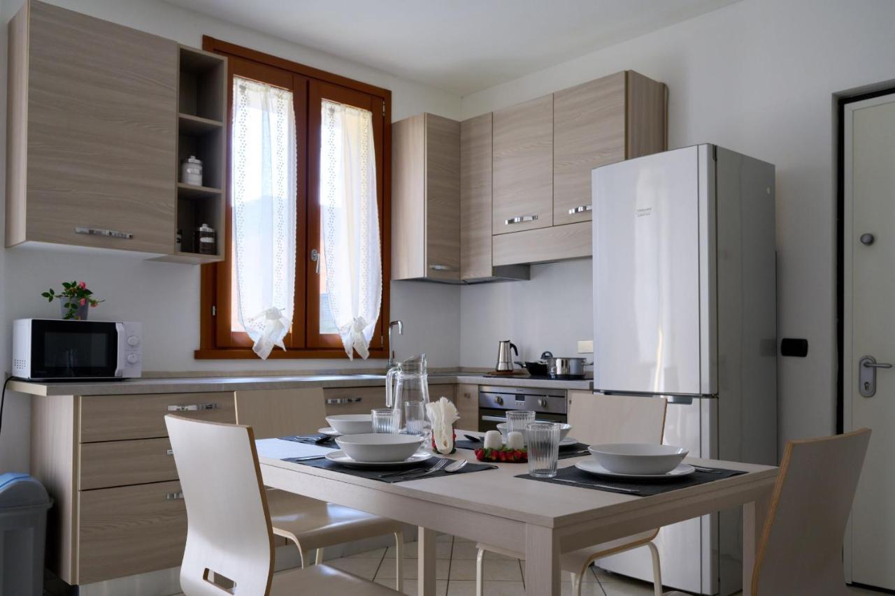 La Casa Dei Tigli - Bilocale Con Taverna E Giardino Apartment Горгонзола Екстериор снимка